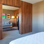 De Business & Hotel Guimarães