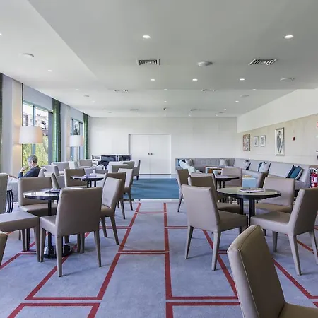 Hotel De Business & Guimarães
