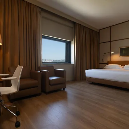 De Business & Hotel