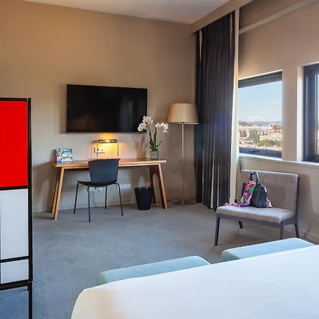 De Business & Hotel 4*