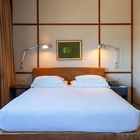 De Business & 4* Guimarães