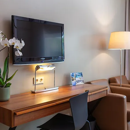 De Business & 4* 吉马良斯