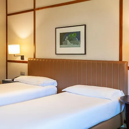 Hotel De Business & Guimarães