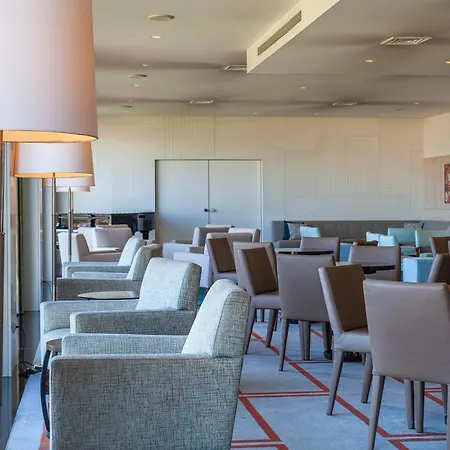 De Business & 4* 吉马良斯