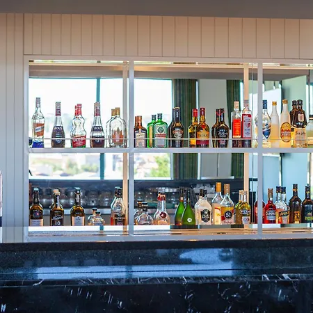 De Business & 酒店 吉马良斯