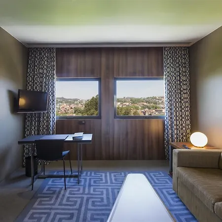 Hotel De Business & Guimaraes