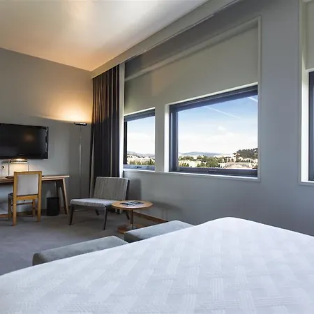 Hotel De Business &